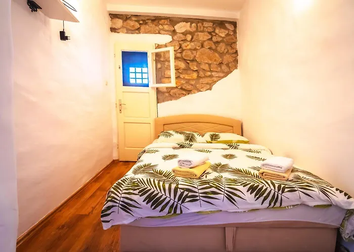 Vila Nana With A Swimming Pool *