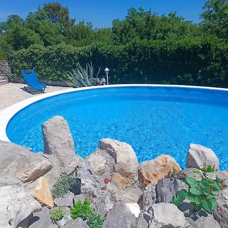 Willa Nana With A Swimming Pool *